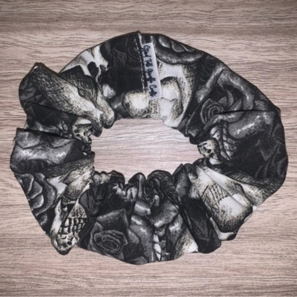 $7ea or 3/$15 Skulls & Roses hair Scrunchie handmade new